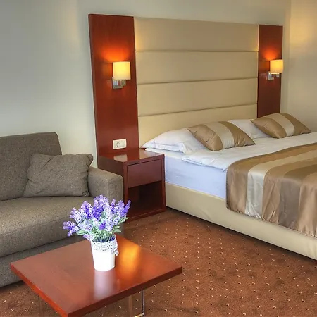 Palace Otel 4*